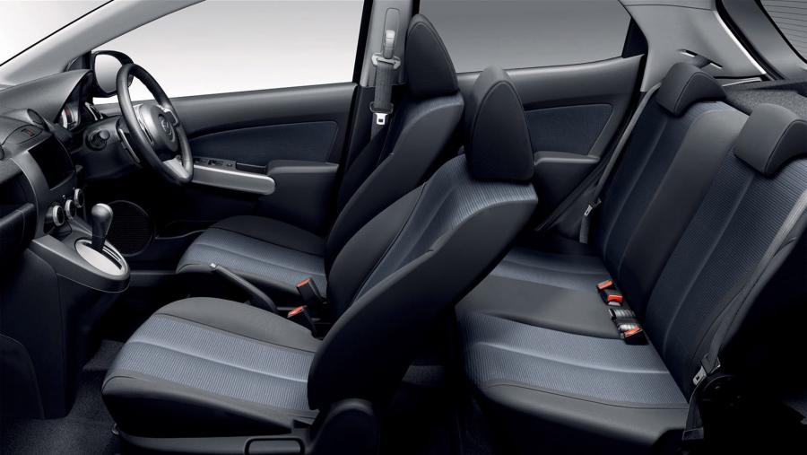  Mazda2 2009 года  (фото 4 из 5)